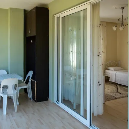 Cozy House Surrounded * 穆拉